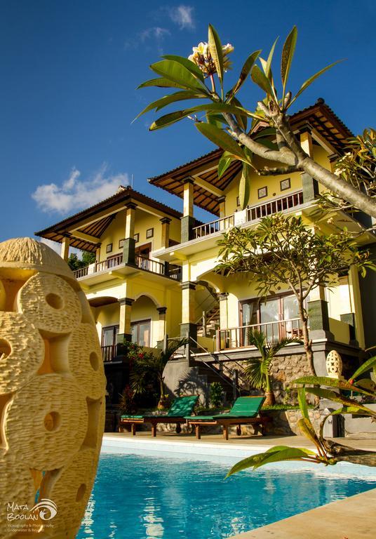 Beten Waru Bungalow And Restaurant Amed Esterno foto