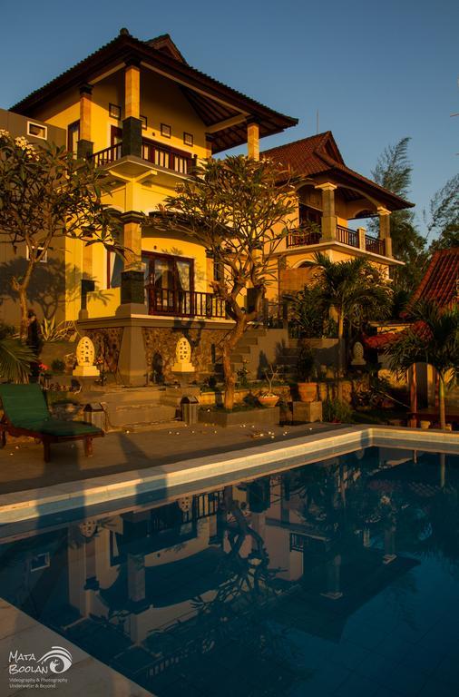 Beten Waru Bungalow And Restaurant Amed Esterno foto