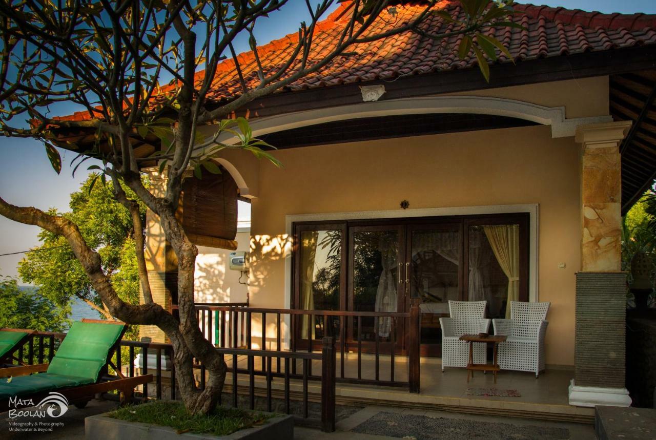 Beten Waru Bungalow And Restaurant Amed Esterno foto